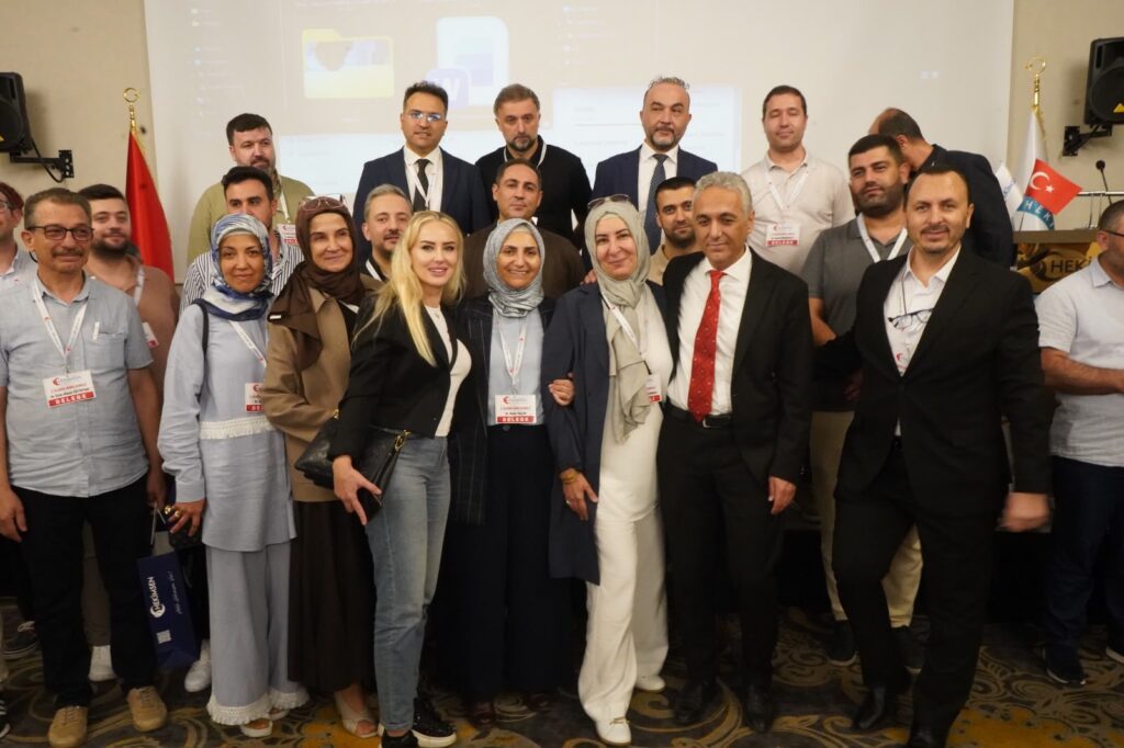 HEKİMSEN’de güven tazelendi, Adil Kurban yeniden seçildi: Başladığımız işi yarım bırakmayacağız