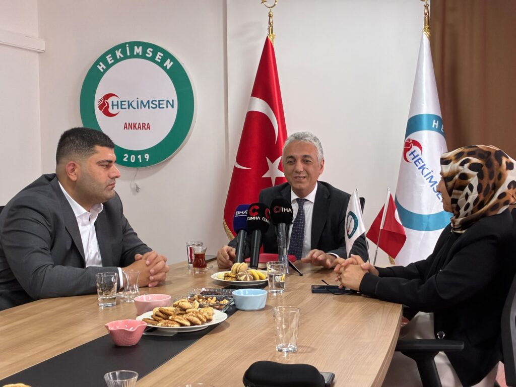 Kurban: “Tıbbı zirveye çıkaracak bir yasa peşindeyiz”