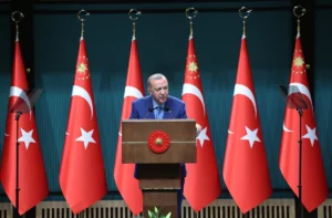 Cumhurbaşkanı Erdoğan: Milletin hakkına el uzatan karşısında bizi bulur