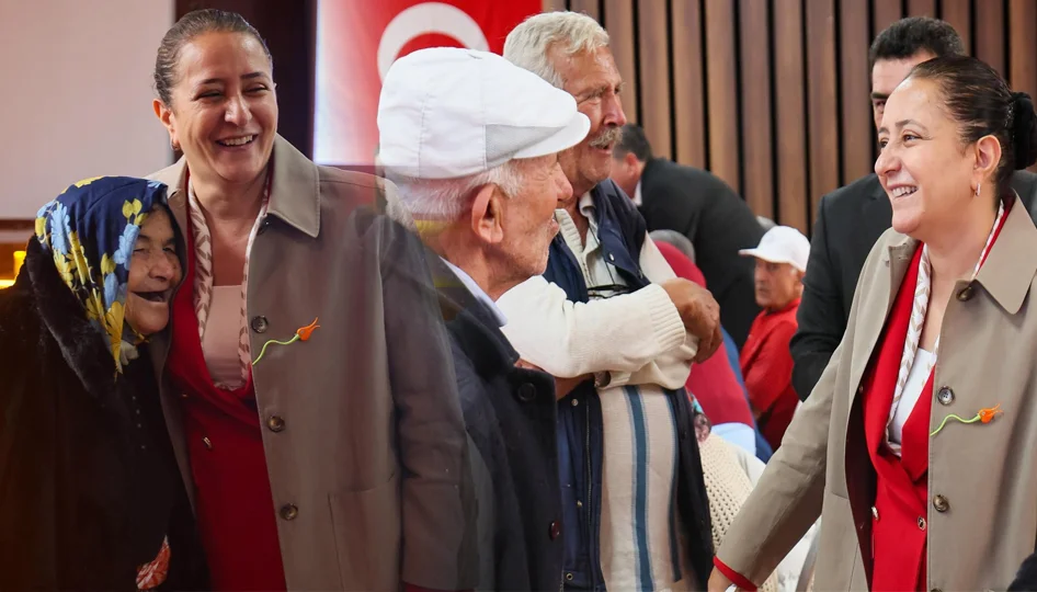 Burdur'da yaşlılar günü’nde yüzler güldü